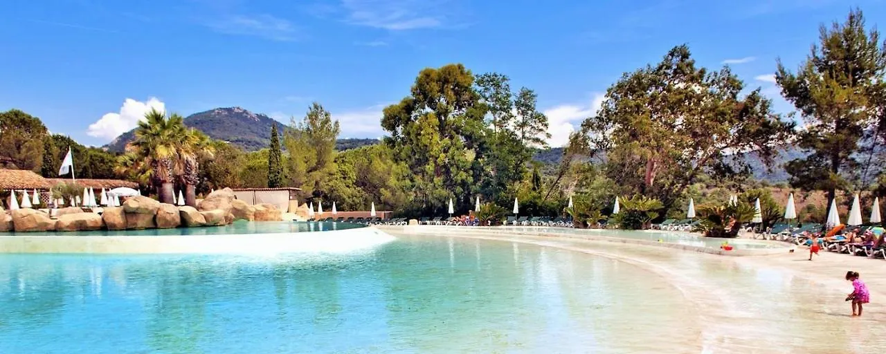 Appartement Prestige Residence Pierre & Vacances Golfe De Saint Tropez Grimaud 0*,  France